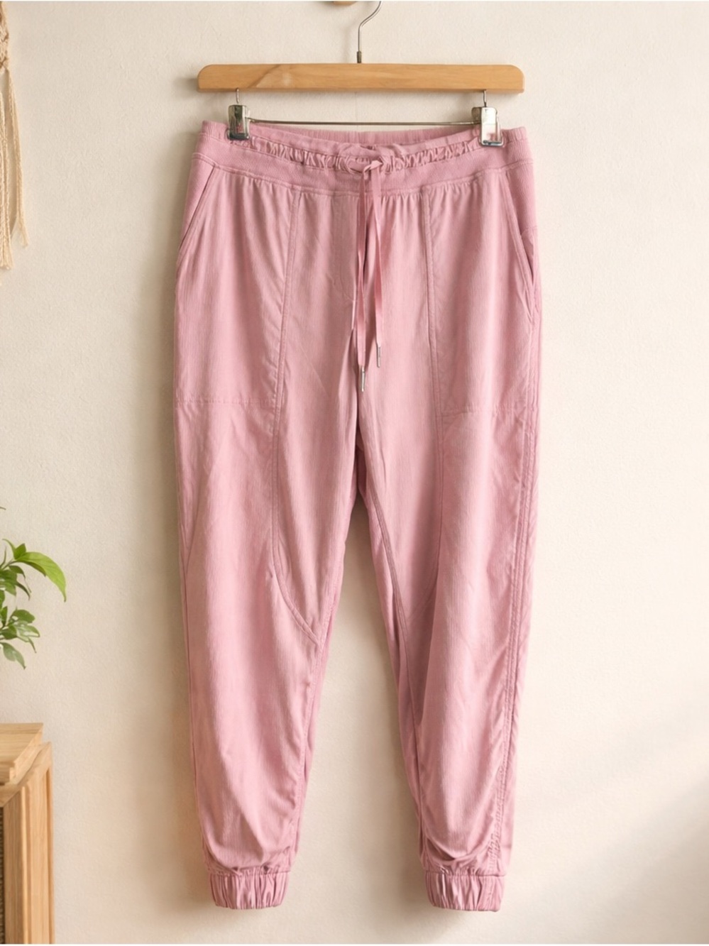 LululemonWomen's Pink Drawstring Jogger Pants